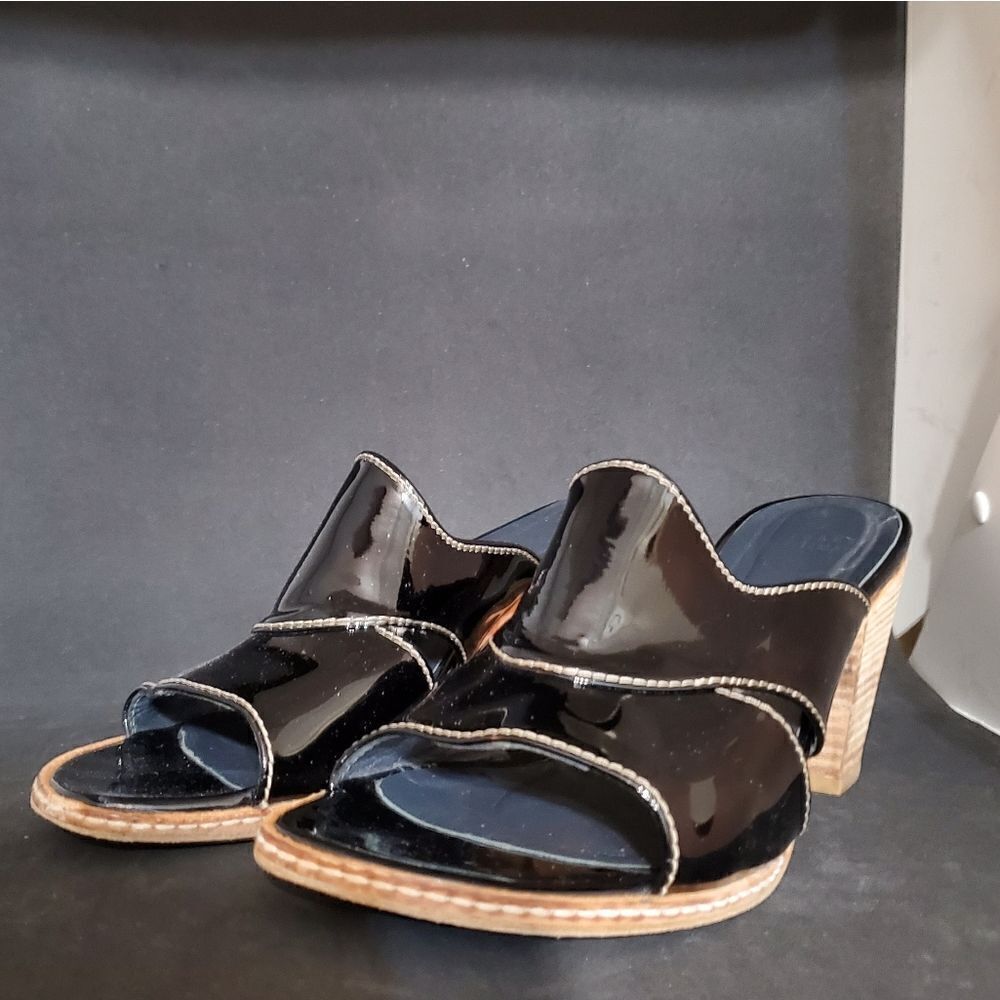 Stuart Weitzman Black Patent Leather Heels (9.5)